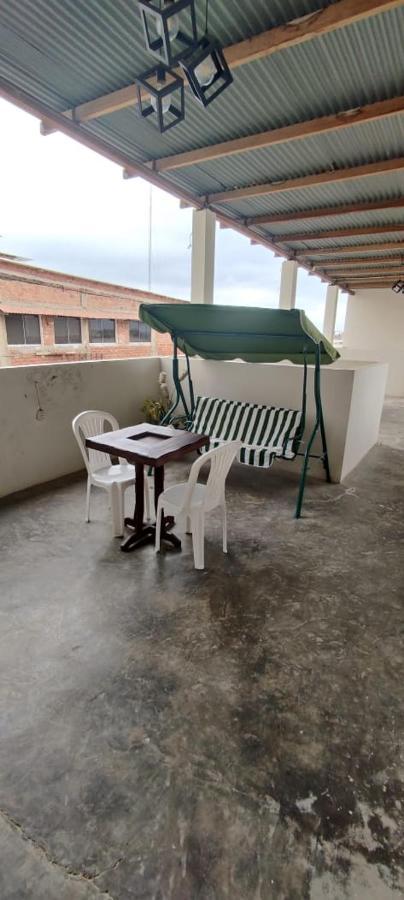 Guest House Tumbes Eksteriør bilde